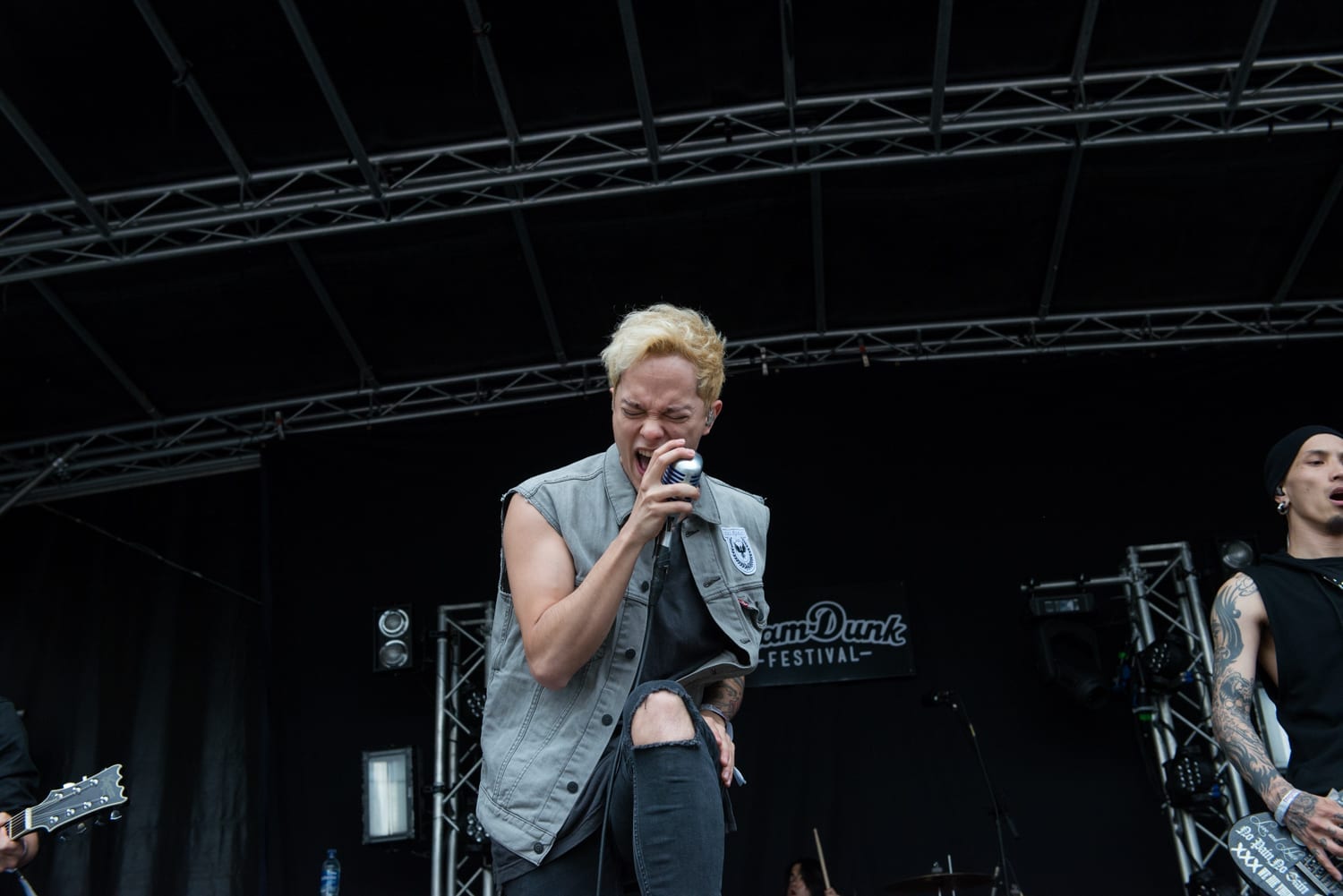 Coldrain_Ind-3