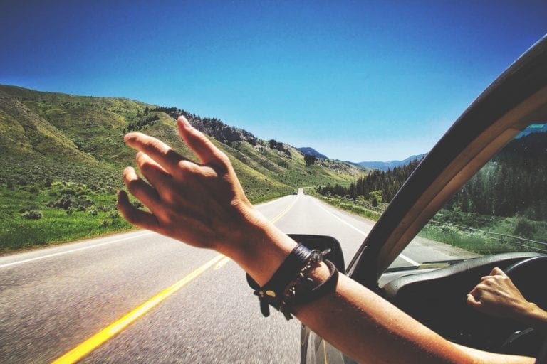 10 Must-Have Tracks for Your Summer Roadtrip