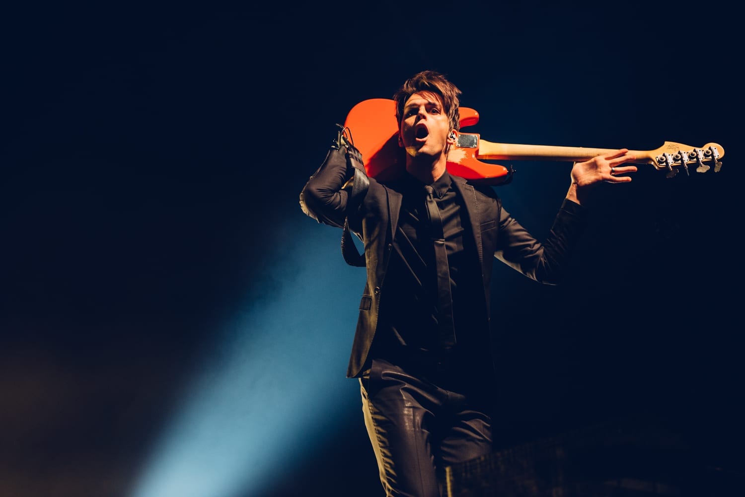 panic-at-the-disco-alexandra-palace-2016-4