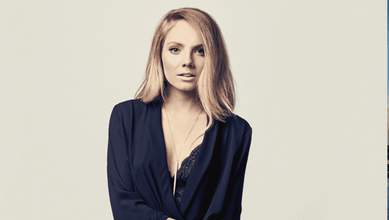 Live Review: Danielle Bradbery // London – Hammersmith Apollo