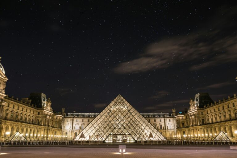 Things to See in The Louvre (That Are Not The Mona Lisa)