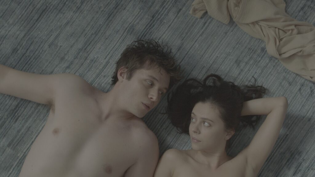 Bel Bowley and Nick Robinson in Turn Me On © Signature Entertainment